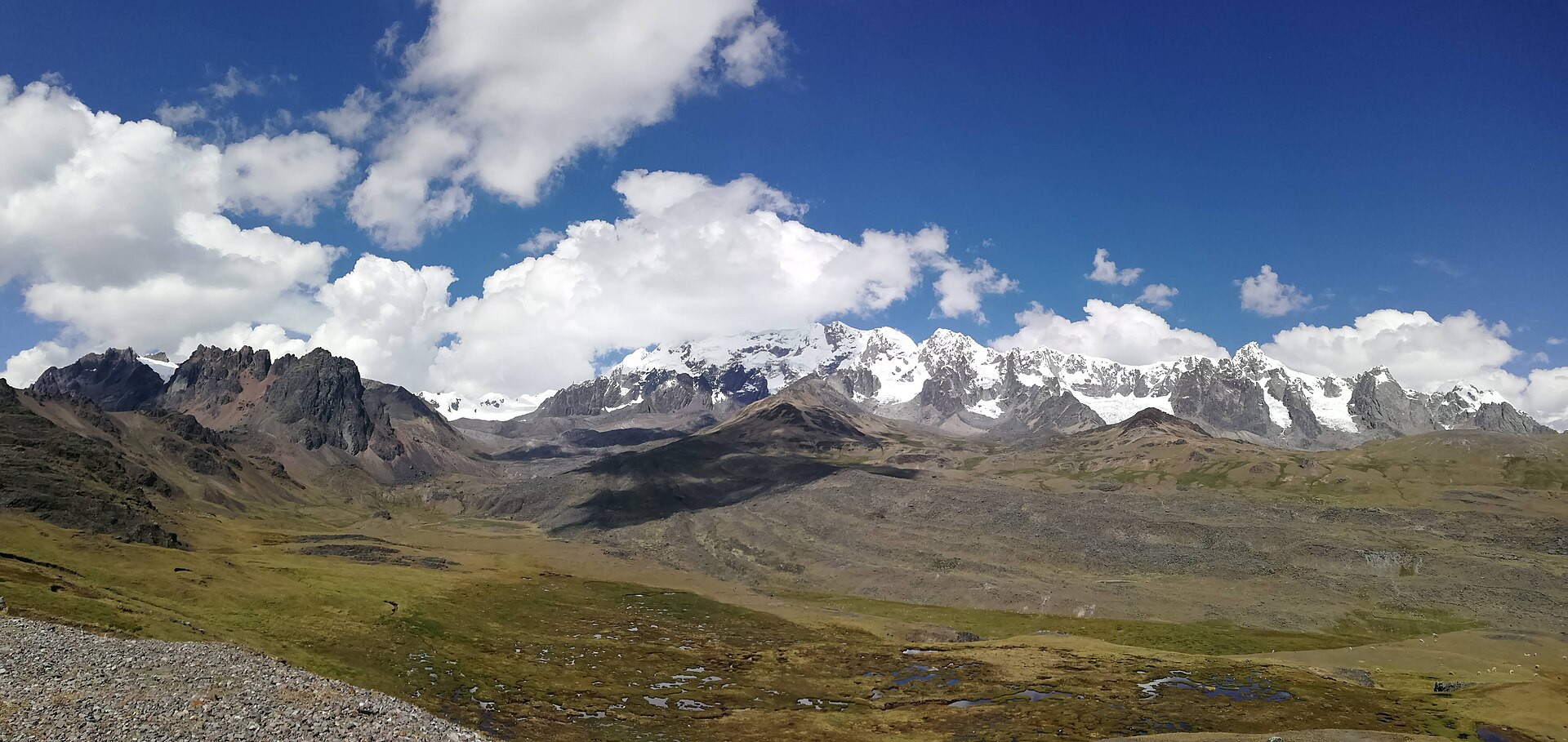 Het landschap rond Ausangate, Peru